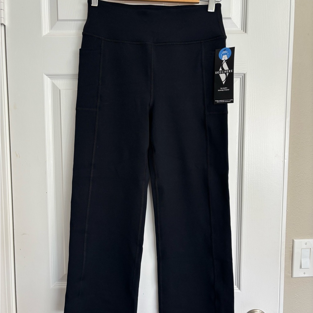 NWT Sketchers Women’s Go Walk High-waisted Crop/ Flare Pants